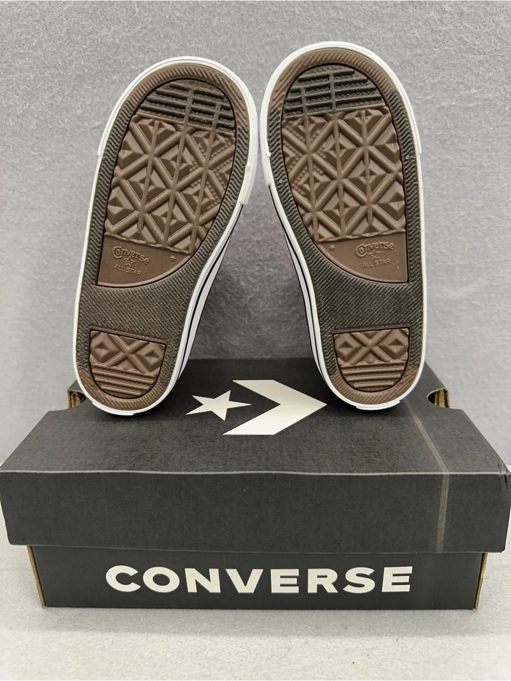 Converse 1V HI Kids 10 All Star Bow Polka Dot Easy On Hi Top Sneakers A15143F